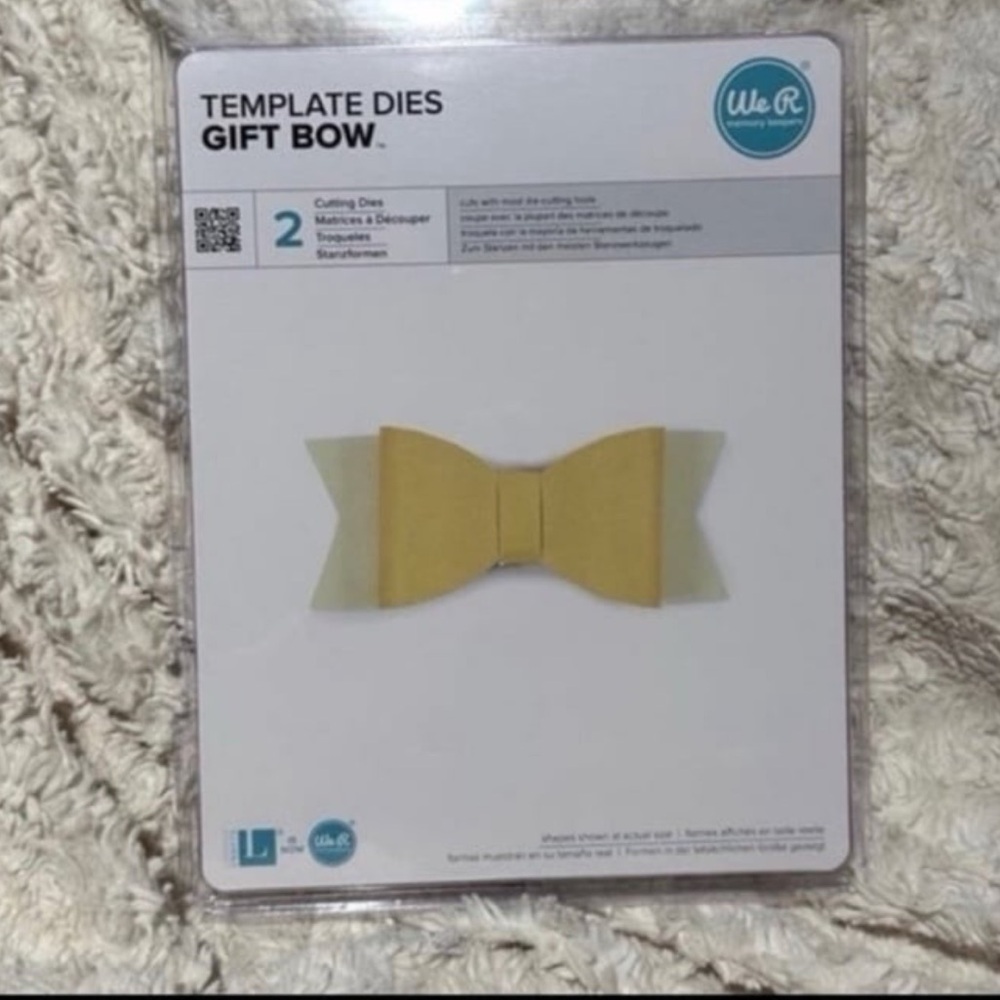 We R MEMORY KEEPERS Die Cut Large Gift Bow NEW! Scrapbook Card Paper Crafting
